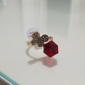 **SOLD**5/$25 🦋 Butterfly  Stone Ring